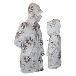 Set mama/ fiica, rochii albe cu imprimeu floral, model oversize